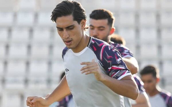 بازیکن اسبق پرسپولیس و استقلال در تمرینات تراکتور