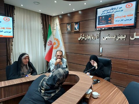 برپایی میز ارتباطات مردمی مدیرکل بهزیستی آذربایجان شرقی
